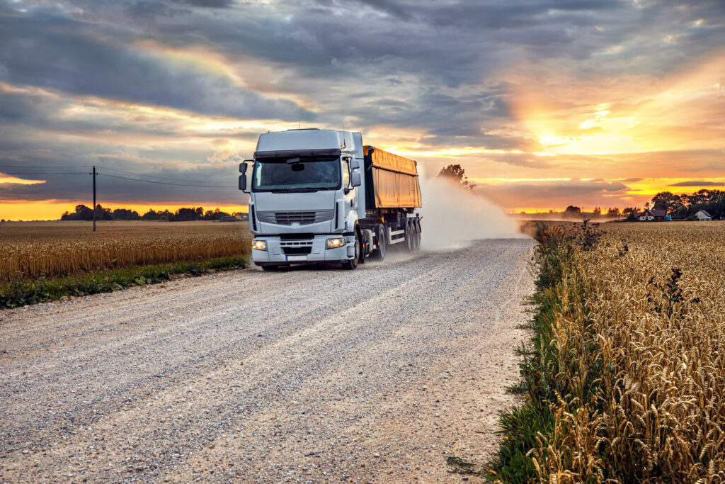 Conheça 5 vantagens da integração da telemetria no transporte agrícola